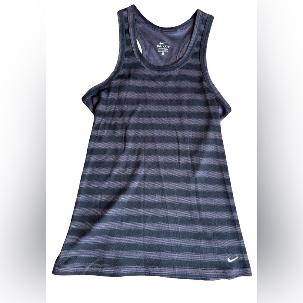 Nike Women’s Horizontal black and purple Muscle shirt. Size Large.